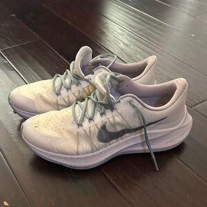 Nike Zoom Winflo Shoes Size 11.5
